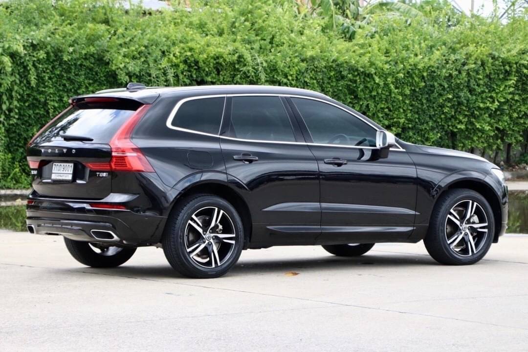 VOLVO XC60 2.0 T8 Recharge R-DESING ปี2018
