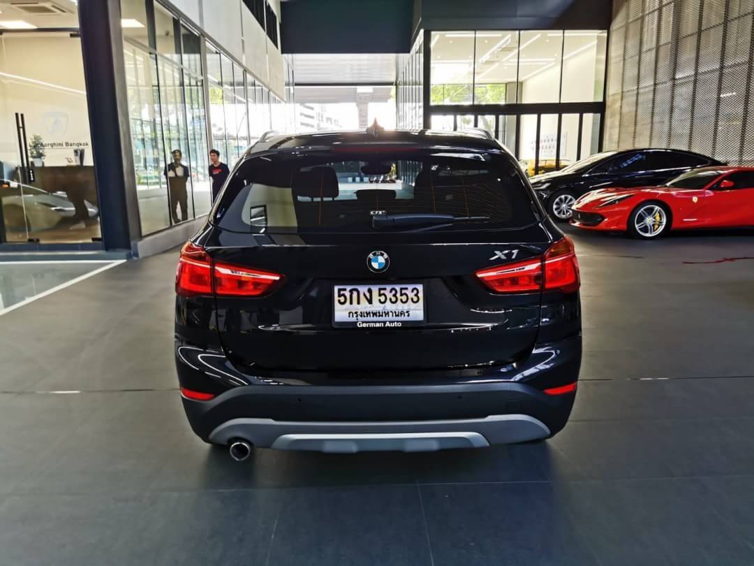 BMW X1 sDrive18d xline ปี 2017
