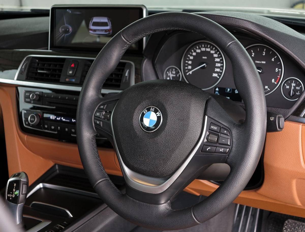 BMW 320d Lci ปี 2017