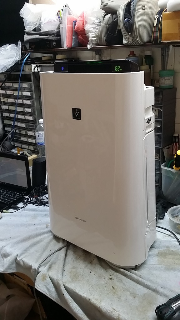 ซ่อมเครื่องฟอกอากาศ ยี่ห้อ SHARP รุ่น KC-D40TA-W อาการเปิดไม่ติด