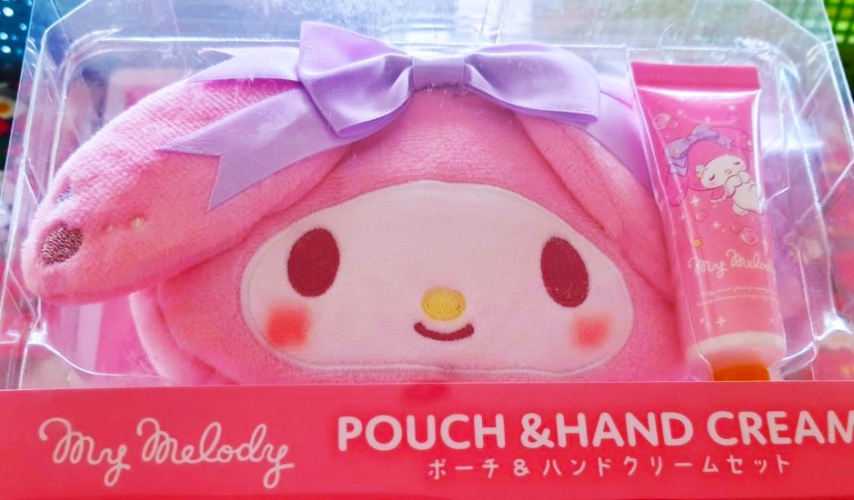 ของแท้จากญี่ปุ่น กระเป๋าใส่ของ / ใส่เครื่องสำอาง มายเมโลดี้ + ครีม ทามือ บำรุงมือ 1หลอด 20 g กระเป๋า น่ารักมากๆ มีซิปใส่ของจุ Size : 19 x 11.5 cm