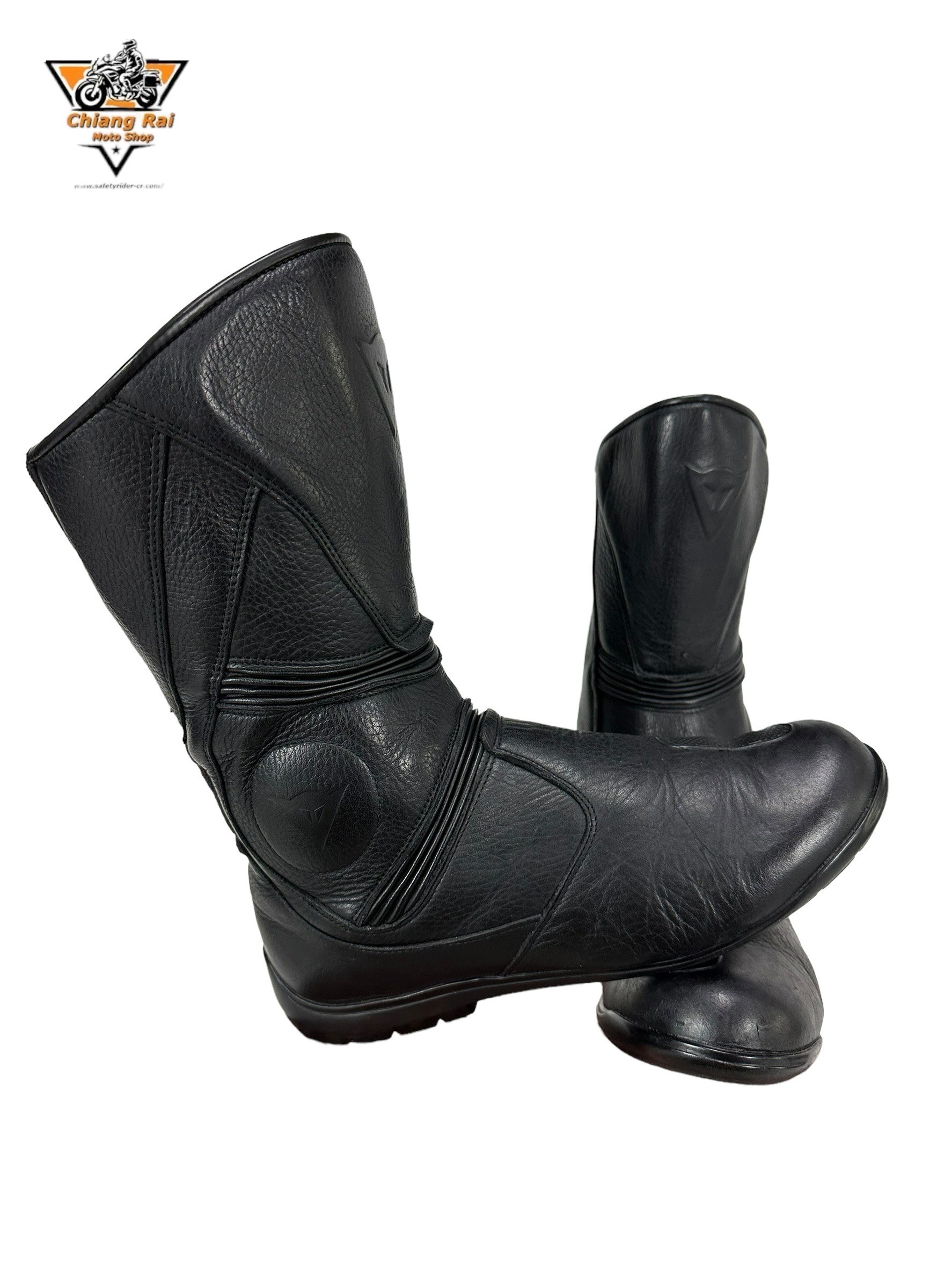 รองเท้าขี่มอเตอร์ไซด์( มือสอง) RCBS-670 Size ขนาดจากป้าย 45:EUR / 10:UK / 27.9:Cm.(dainese)
