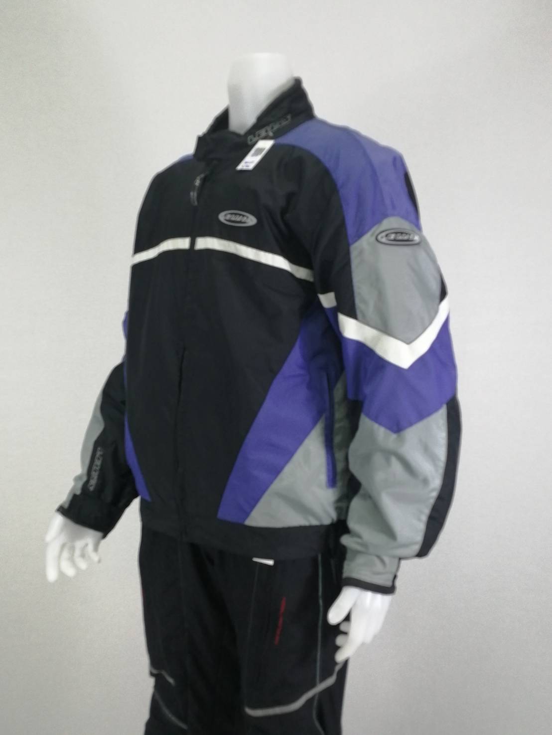 เสื้อขี่มอเตอร์ไซด์( มือสอง) RCS 548: อก 54" ยาว 27" ** Lewis **