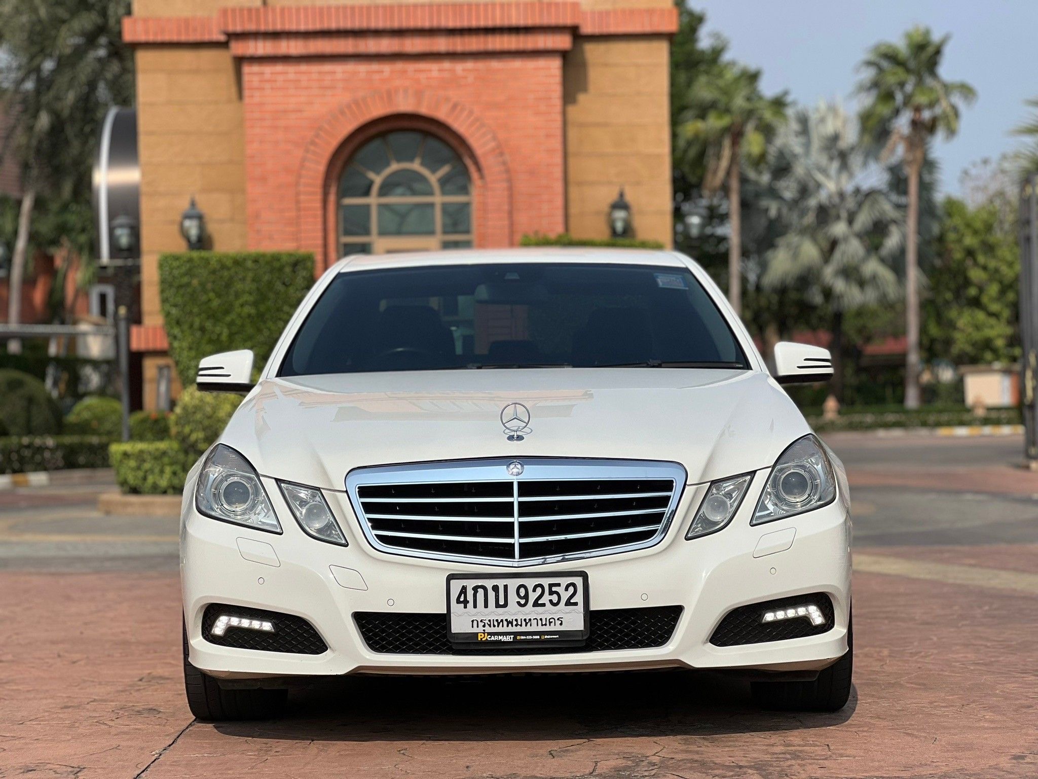 MERCEDES-BENZ E250 CGI AVANTGARDE ปี 2010