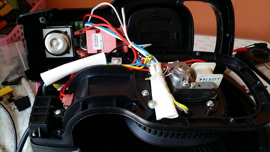 ซ่อมหม้ออบลมร้อน ยี่ห้อ LIOEN อาการไฟไม่เข้าเครื่องไม่ทำงาน