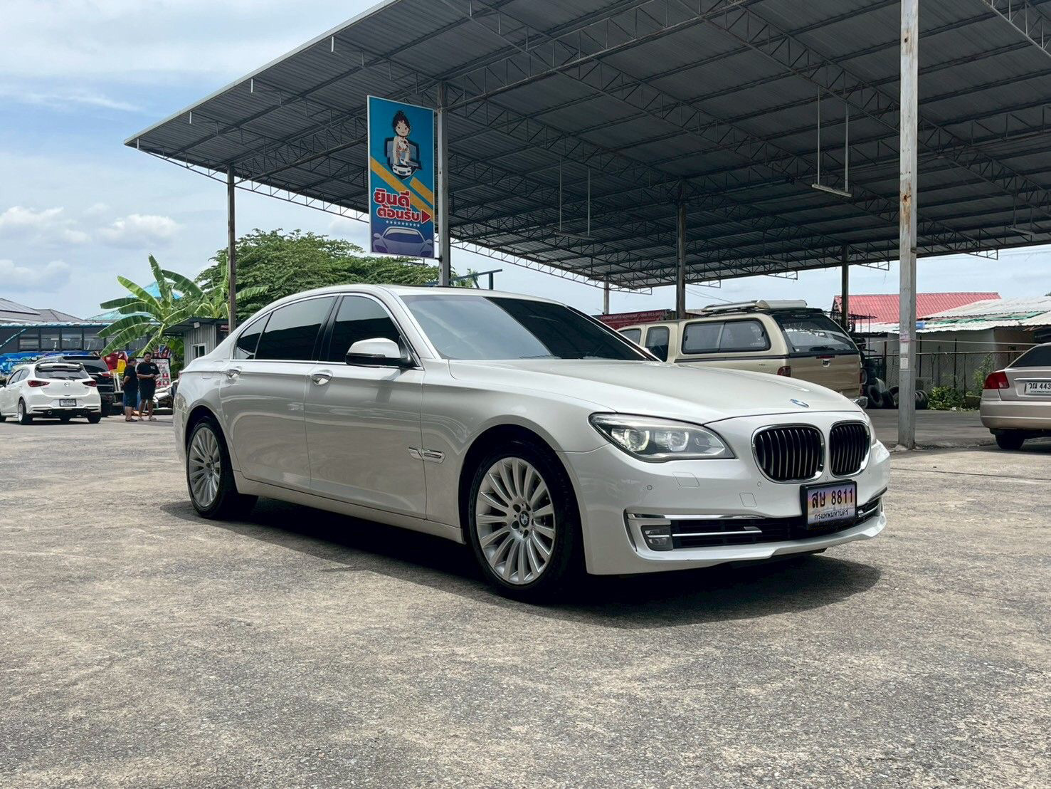 BMW 730Ld 3.0 F02 Sedan รถปี 2014 จดทะเบียน 2015