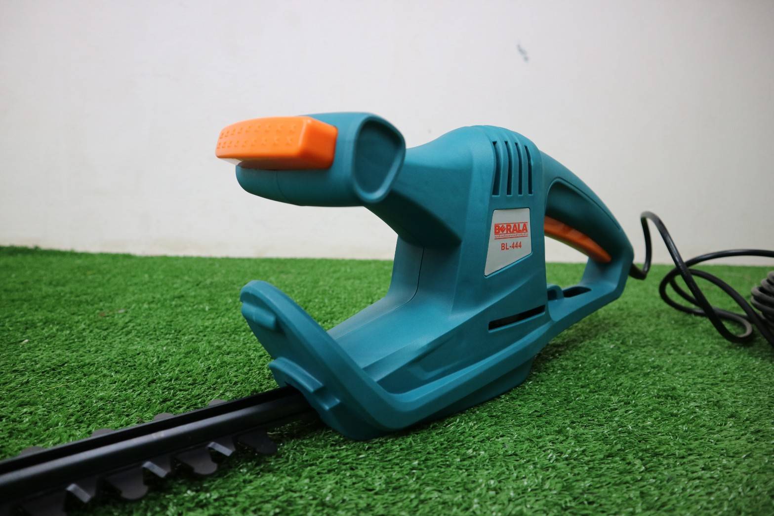 BERALA เครื่องตัดแต่งพุ่มไม้ 800W BL-444 สายไฟยาว 10 เมตร