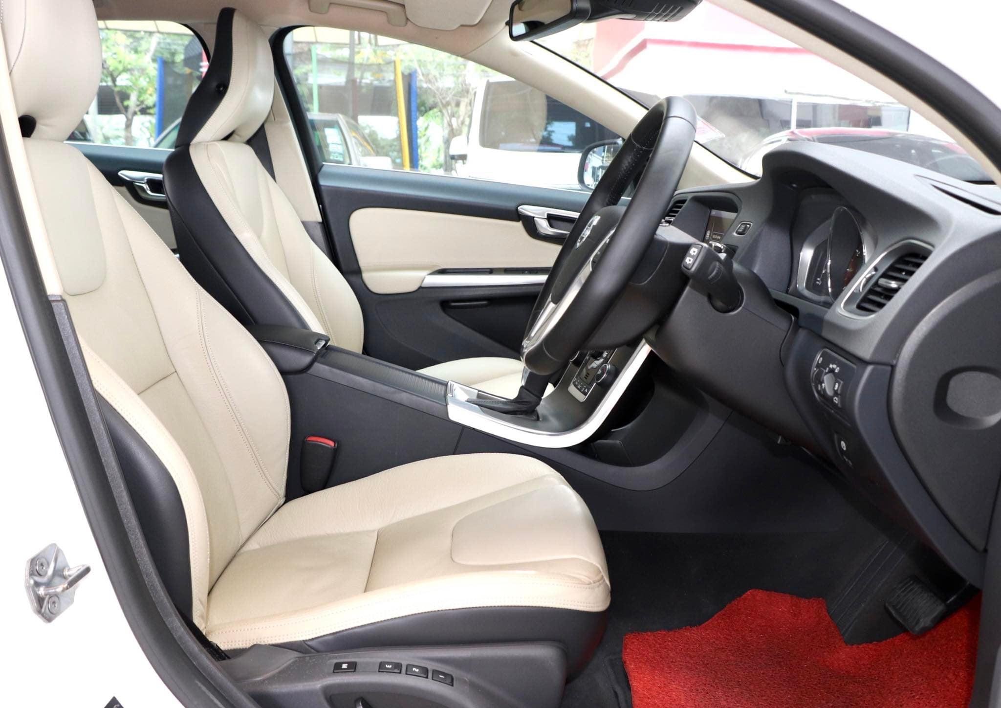 VOLVO V60 1.6 T4F ปี2014