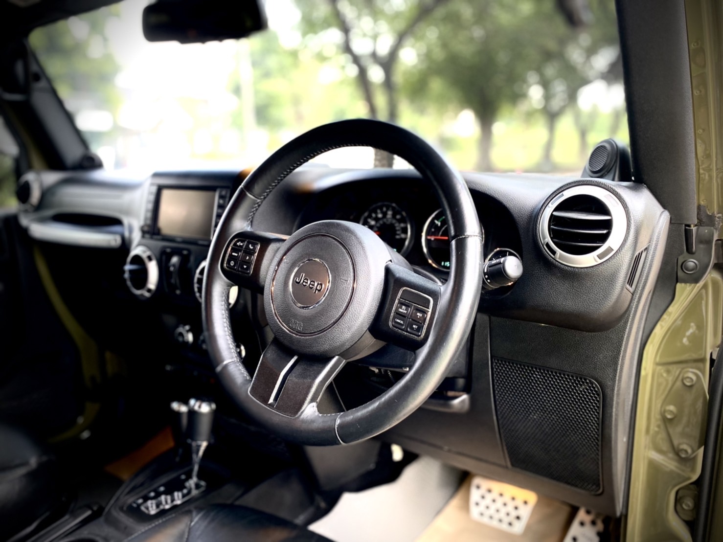 Jeep Wrangler Sahara Overland Unlimited 2.8 CRD 4x4 ปี 2015