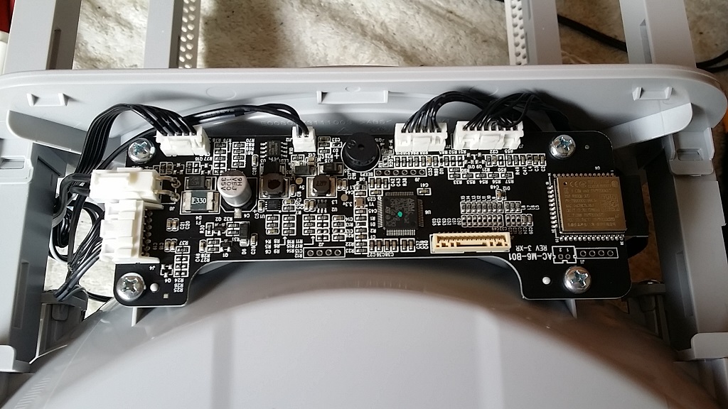 ซ่อมเครื่องฟอกอากาศ ยี่ห้อ Xiaomi รุ่น 3H อาการจอไม่มีภาพหรือจอเป็นเส้น