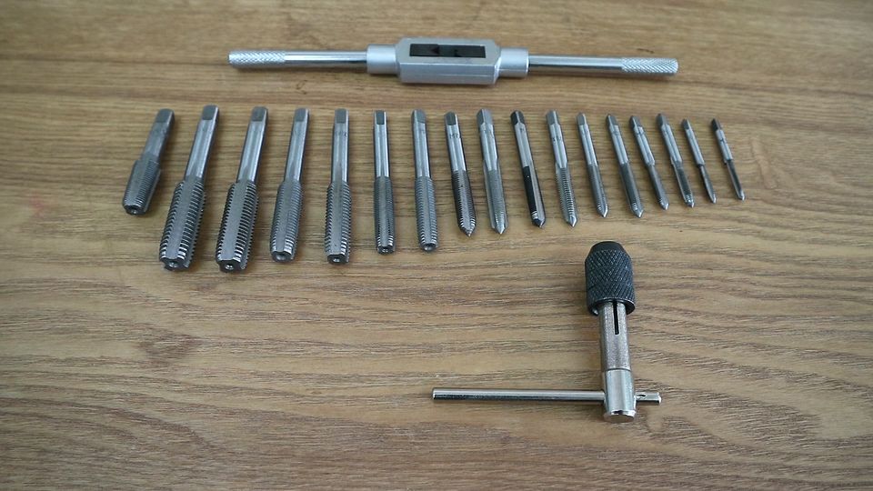 ชุดดอกต๊าปเกลียว 39 ชิ้น