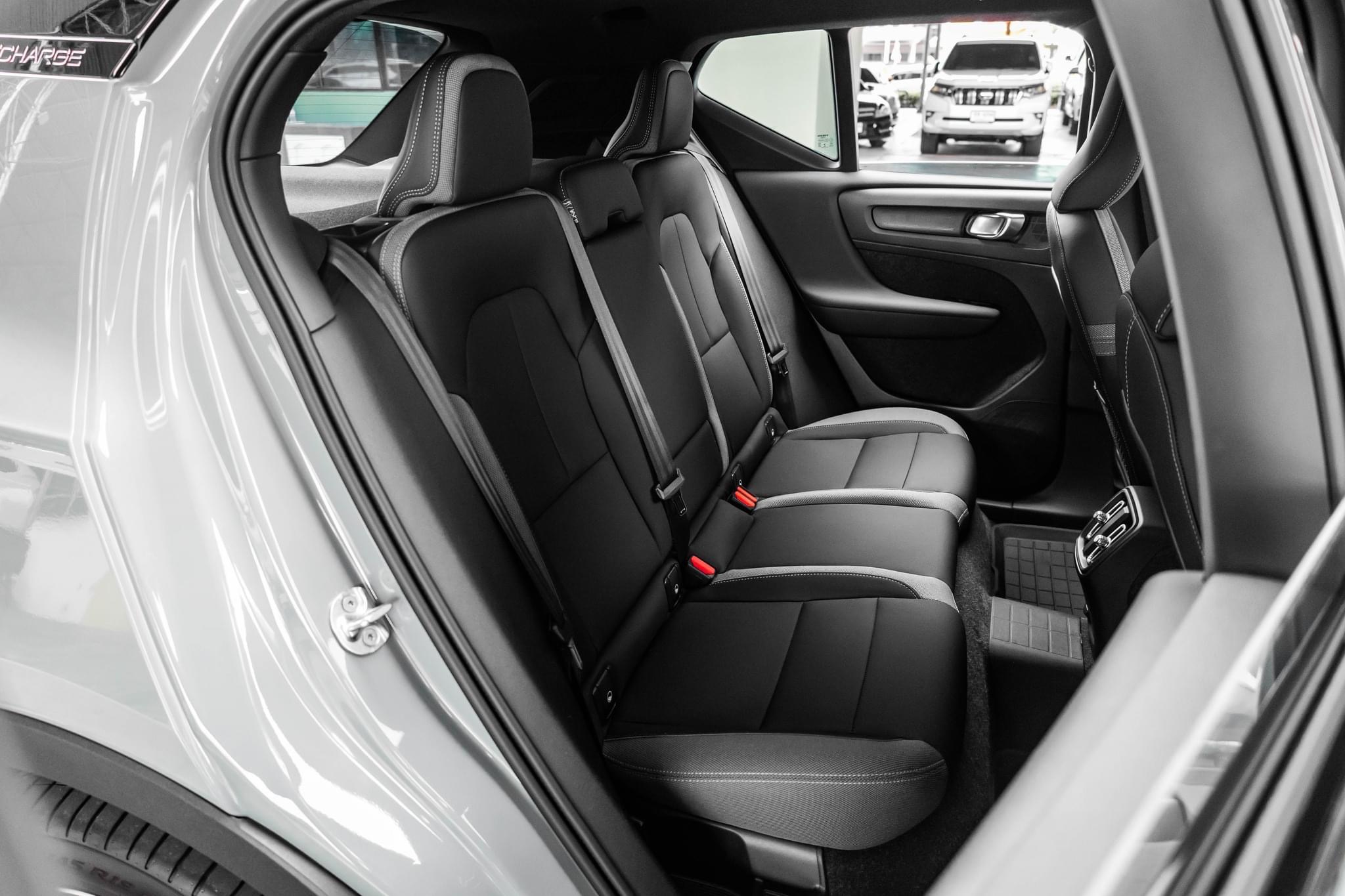 Volvo XC40 Recharge Pure Electric ปี 2023