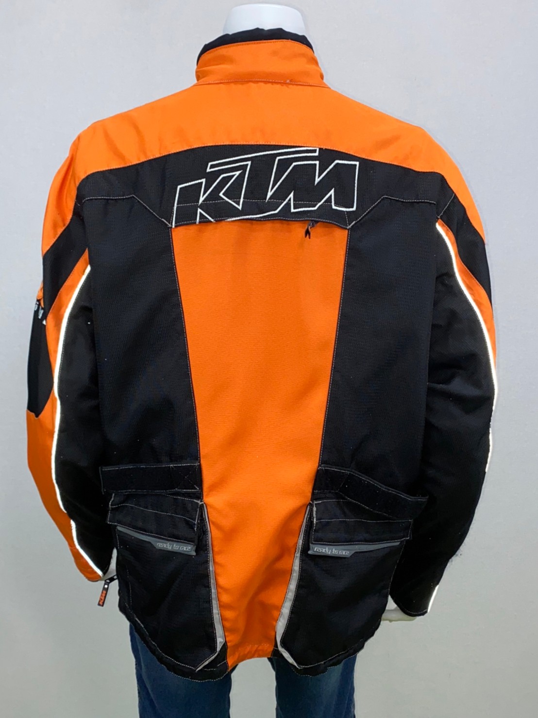 เสื้อขี่มอเตอร์ไซด์( มือสอง) RCTA 229 อก 54" ยาว 29" ยี่ห้อ**KTM**