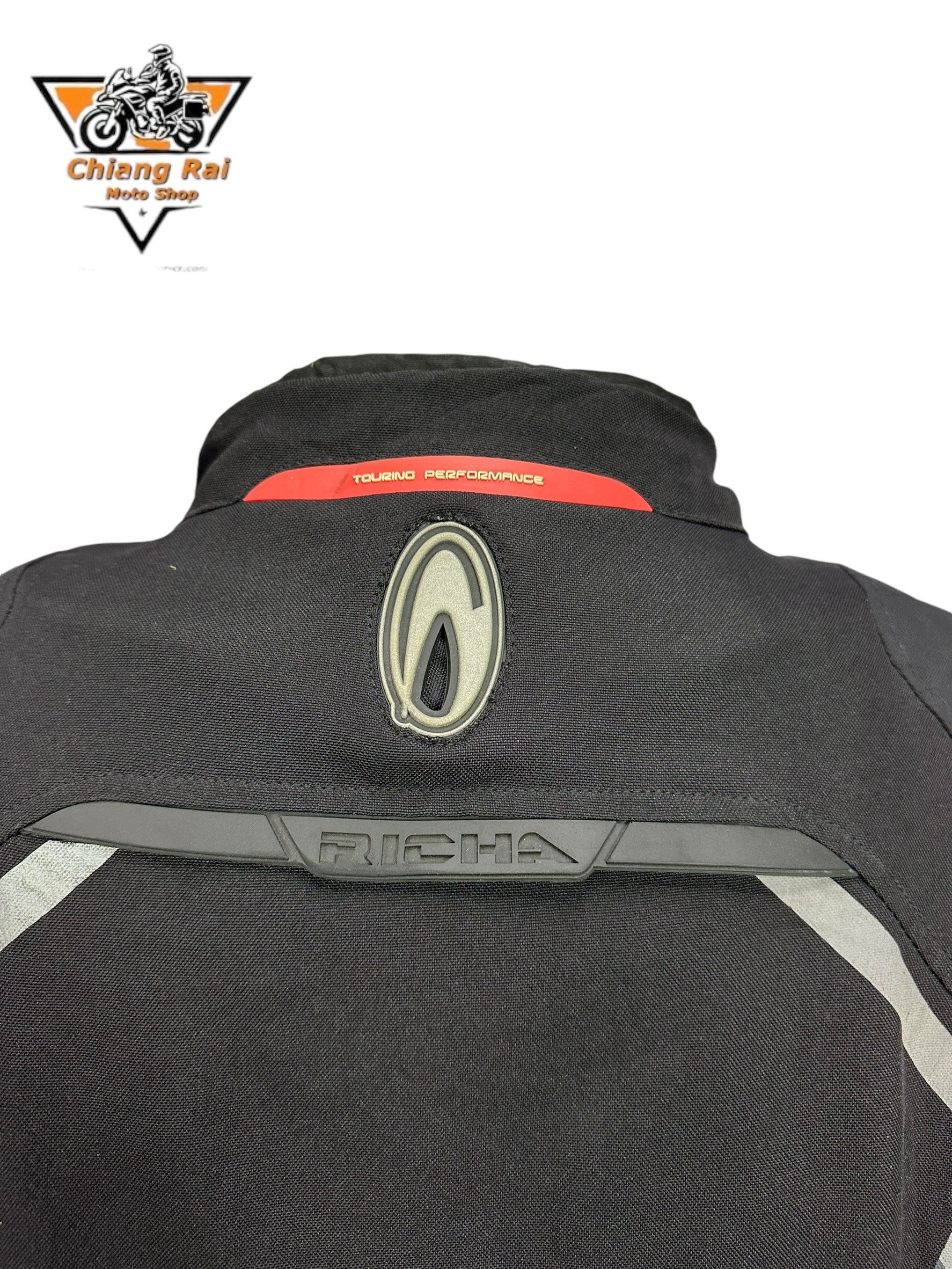 เสื้อขี่มอเตอร์ไซด์( มือสอง) RCTA 678 อก 50" ยาว 26"(XL) **RIC-HA**