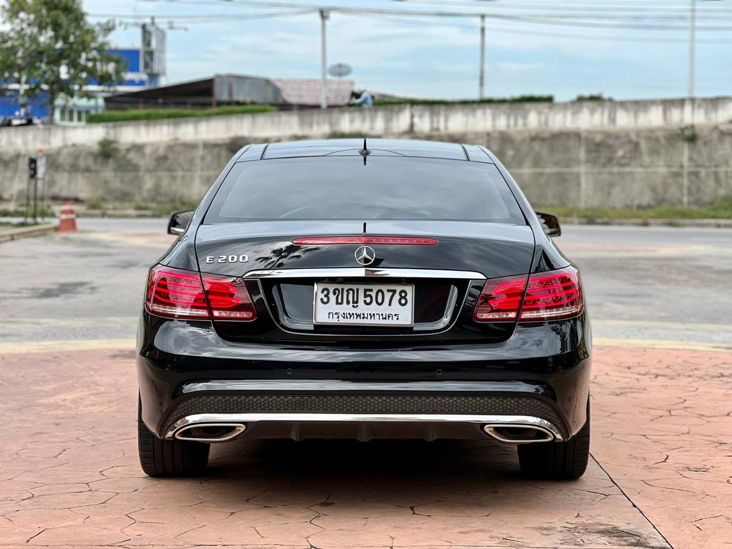 Mercedes-Benz E200 Coupe AMG Dynamic ปี 2014