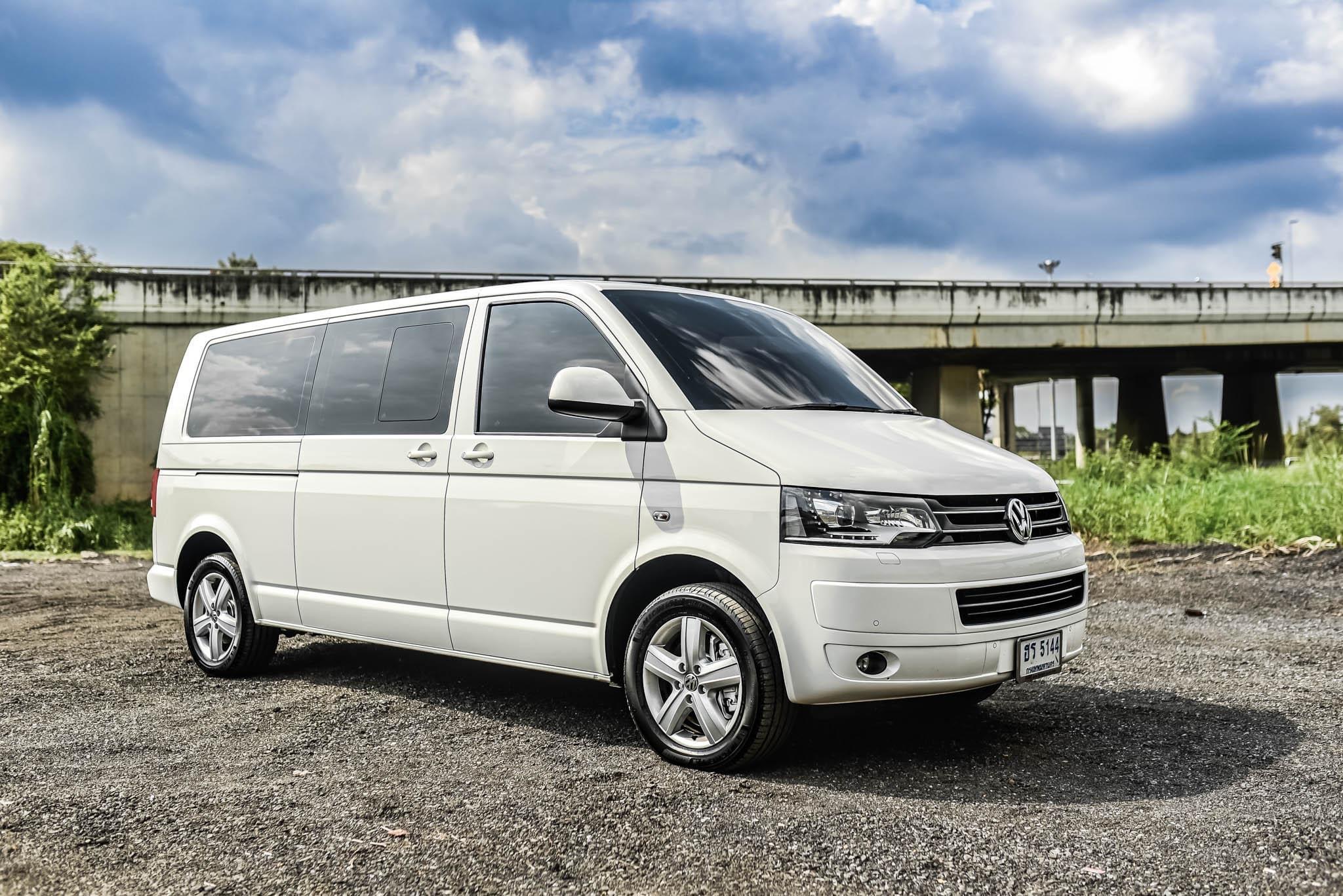 Volkswagen Caravelle 2.0 TDI LWB ปี 2014