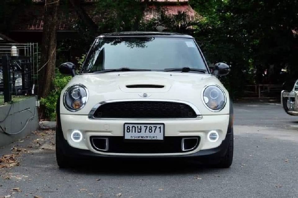 Mini Cooper S R56 LCi ปี2011