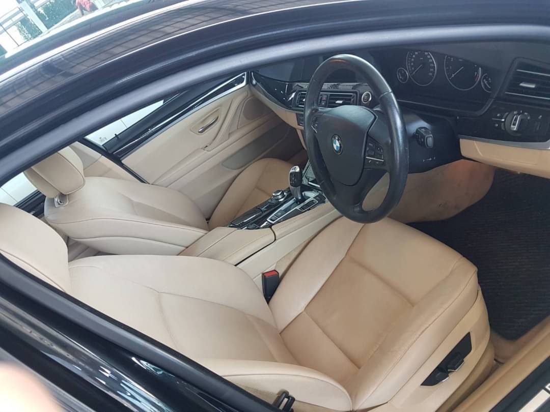 BMW 520i ปี 2012