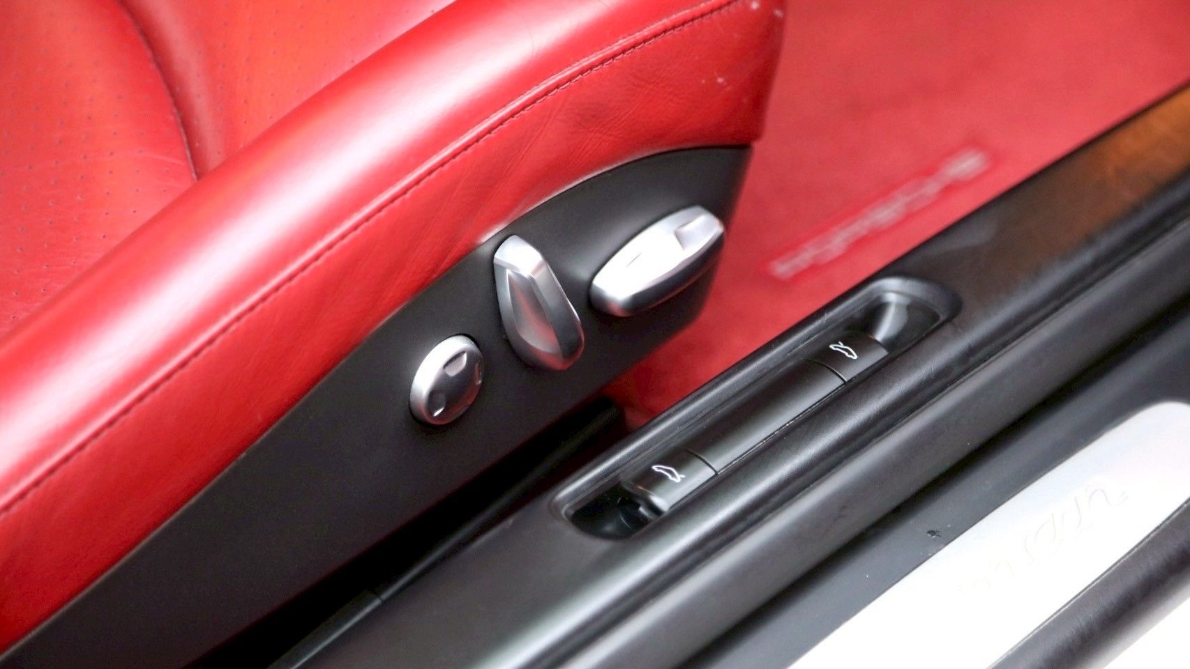 Porsche Cayman 987.2 PDK ปี 2010