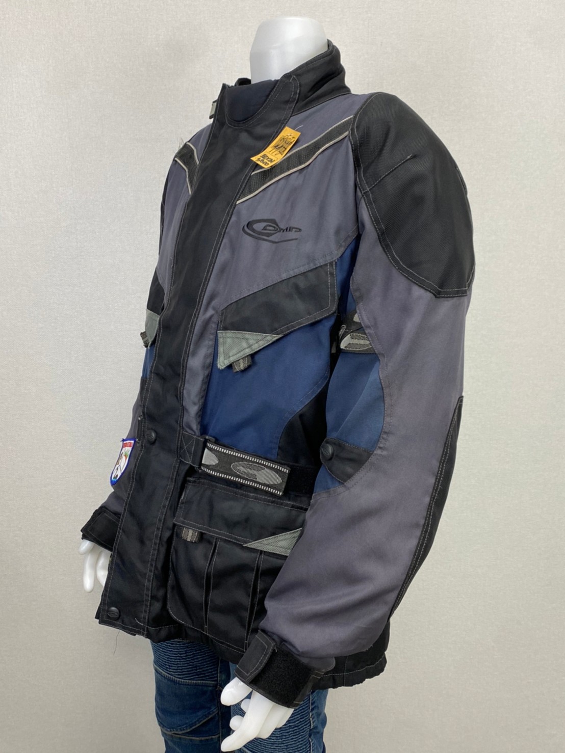 เสื้อขี่มอเตอร์ไซด์( มือสอง) RCTA 117 อก 52" ยาว 31" ยี่ห้อ**DMP**