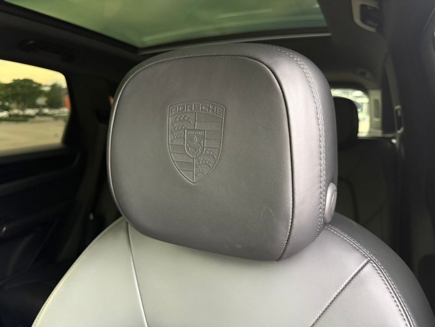 Porsche Cayenne E-Hybrid ปี 2018
