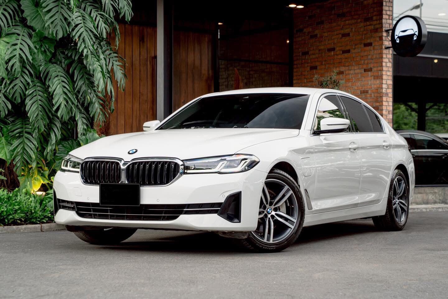 BMW 530e Eilte Plug-in Hybrid LCI รุ่นG30 ปี2022