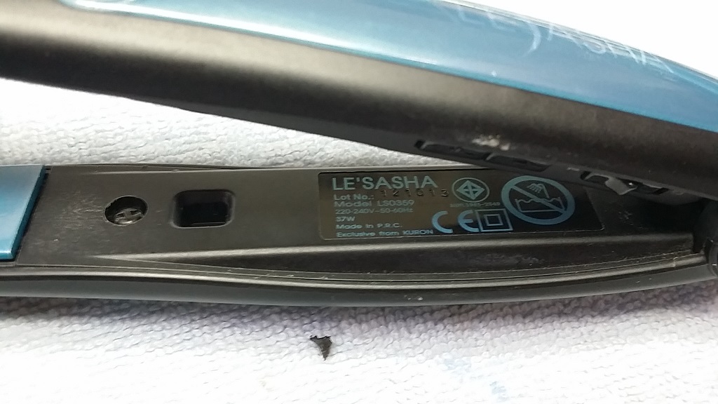 ซ่อมเครื่องหนีบถนอมเส้นผม ยี่ห้อ LESASHA รุ่น LS0359 อาการเปิดไม่ติด