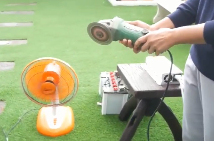 อินเวอร์เตอร์ แปลงไฟ 24V เป็น 220V ขนาด 3,000W