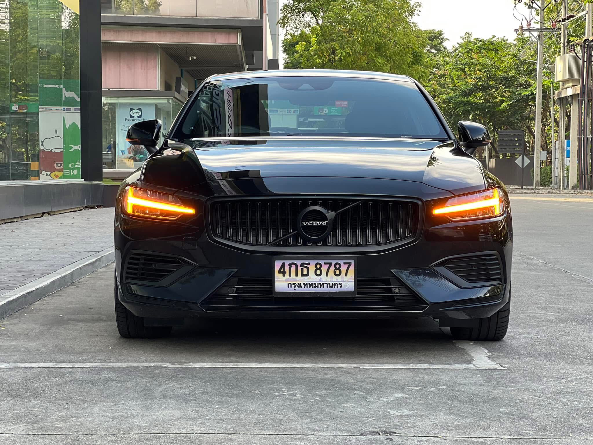 VOLVO S60 T8 Recharge ปี 2022