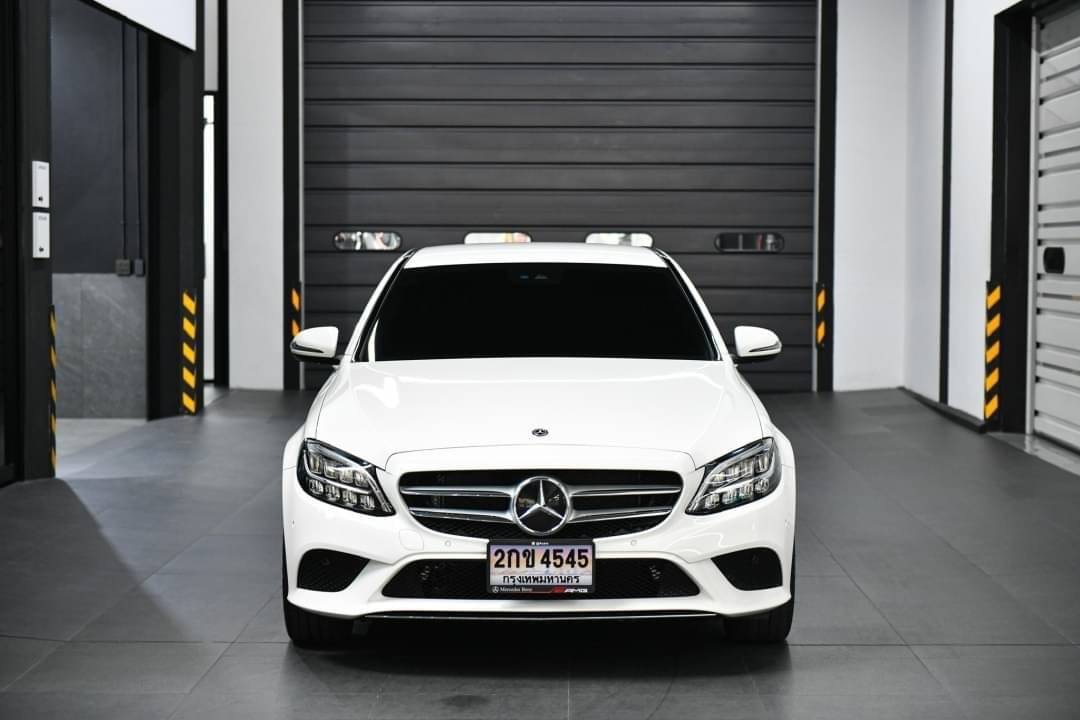 Mercedes Benz C220d avantgarde ปี2022