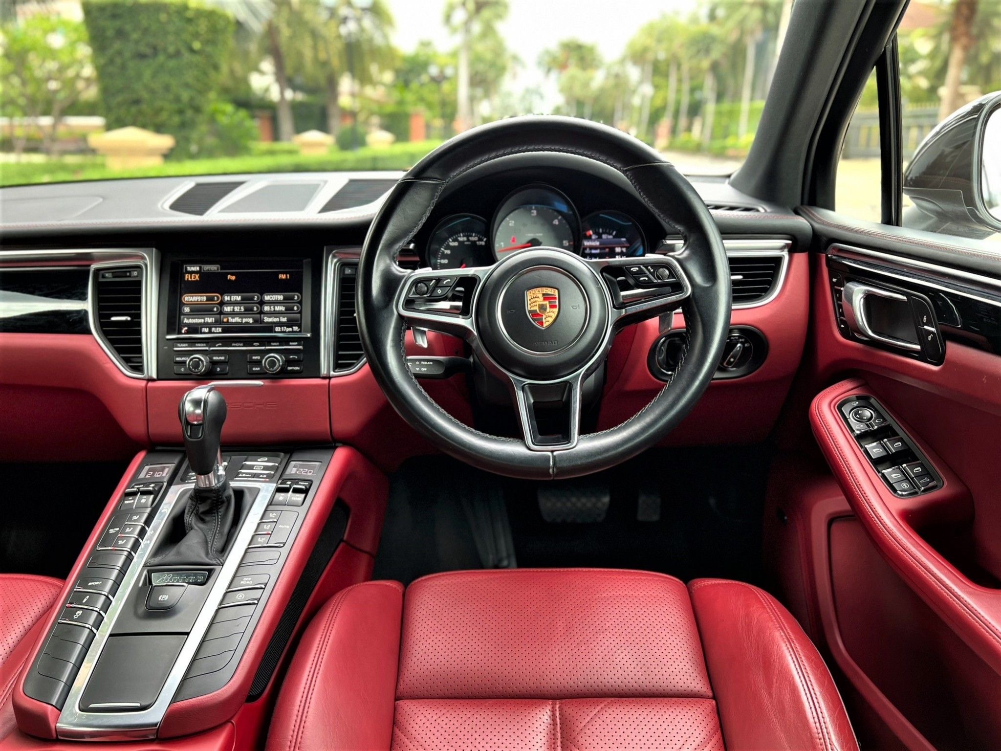 PORSCHE MACAN 3.0 DIESEL S ปี 2017