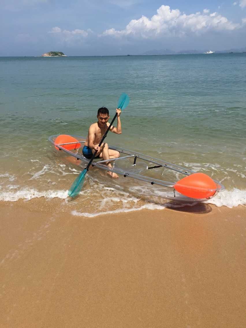 เรือคายัคใส : ไม่มีบาร์กันโคลง