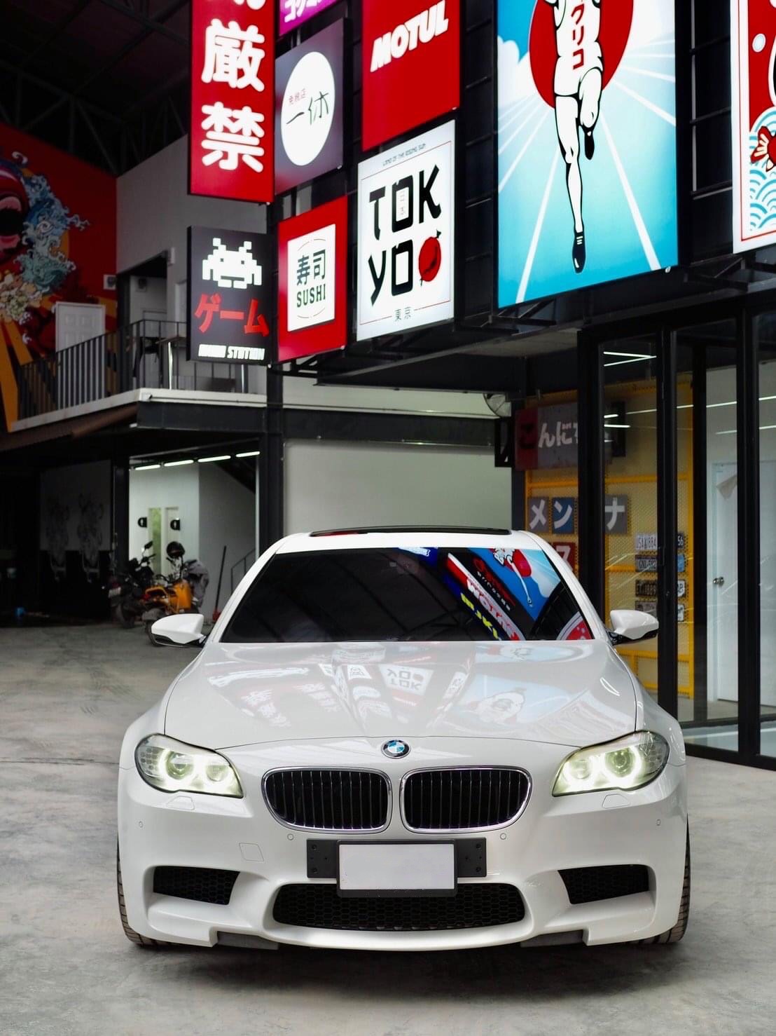 BMW M5 F10 ปี 2012