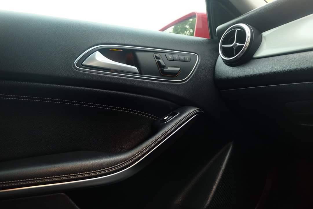 Mercedes Benz GLA200 ปี 2014