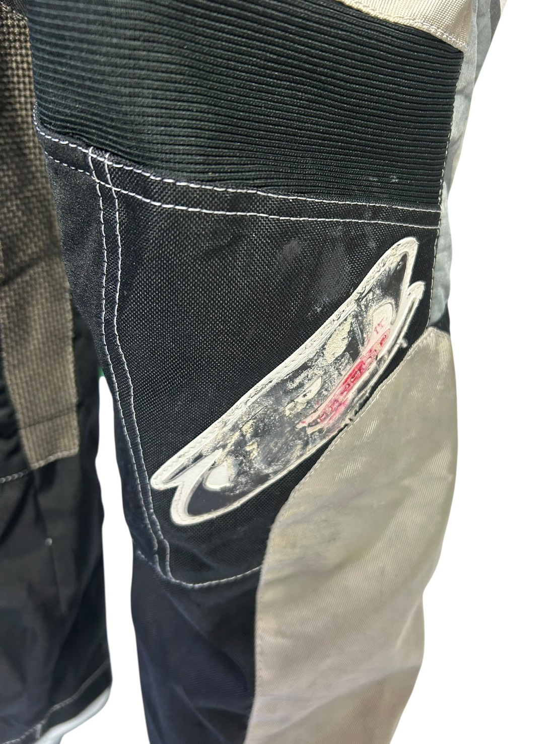 กางเกงขี่มอเตอร์ไซด์ ( มือสอง ) E&A 668: เอว 34" ยาว 30" **PROGRIP**