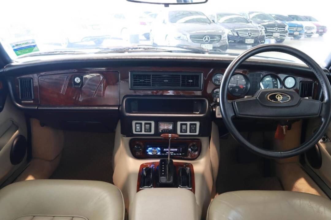 Daimler Daimler4.2 ปี1980