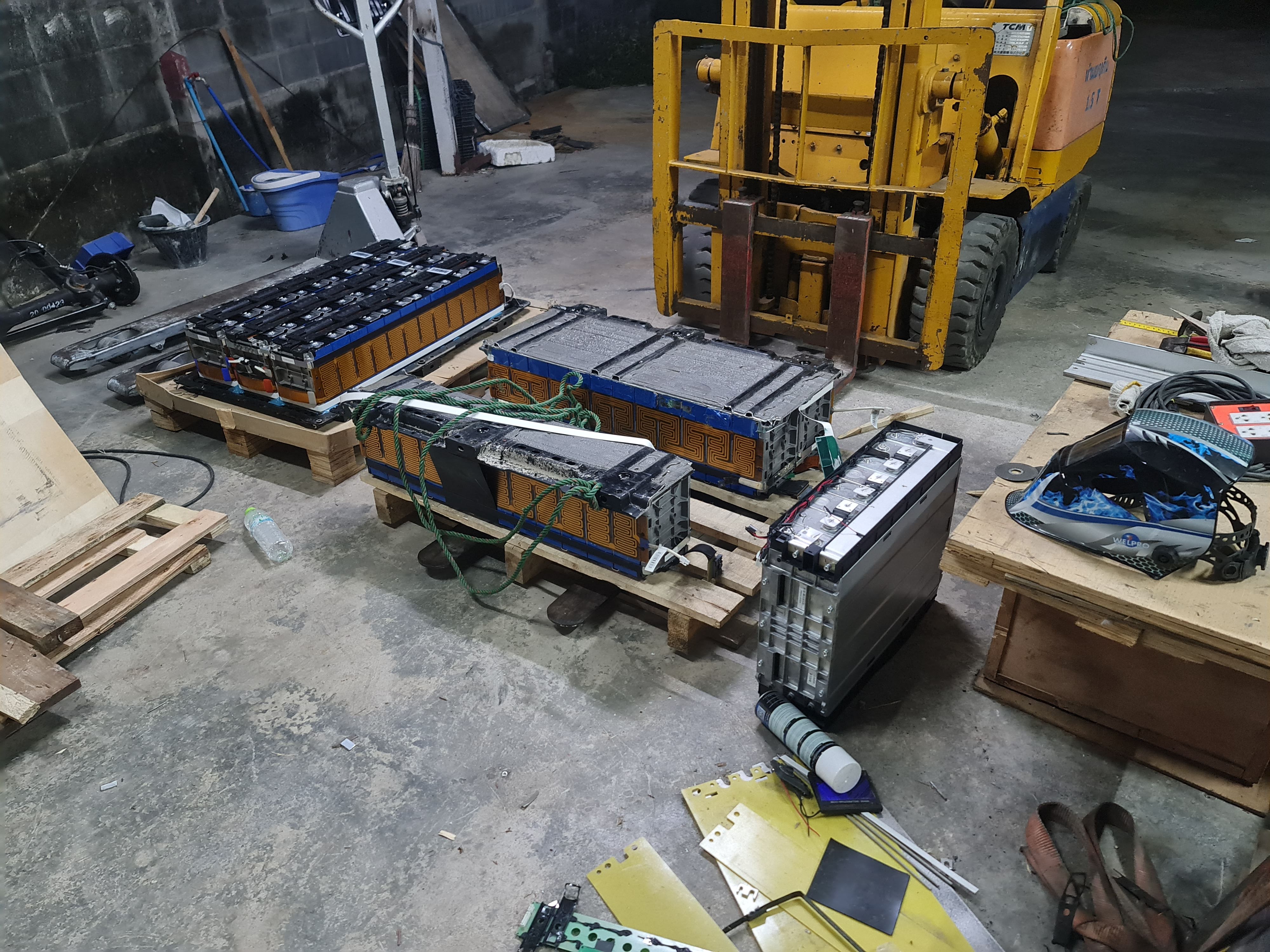 แบตเตอรีลิเธียม CATL LFP 302Ah สำหรับประกอบทำ แบตเตอรี่สำหรับโฟลคลิฟท์ไฟฟ้า ระบบ 48v 302Ah ทดแทนแบตน้ำเดิม