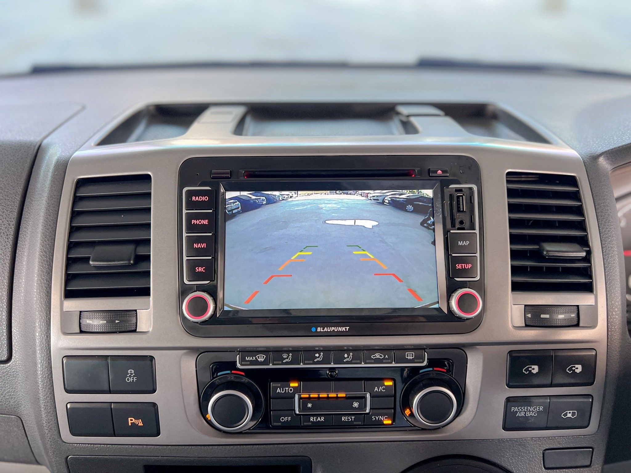 VOLKSWAGEN CARAVELLE, 2.0 BIT DI ปี 2014