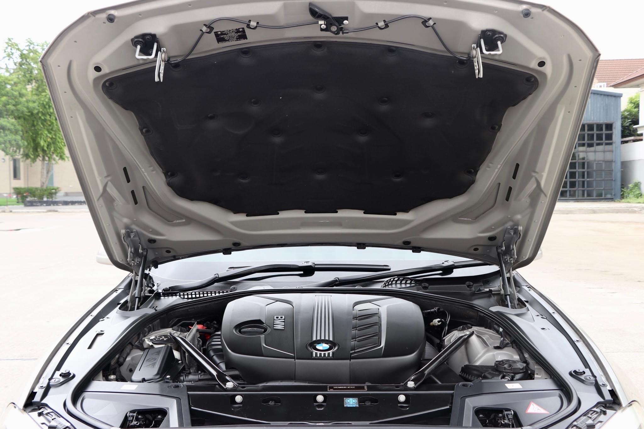 BMW Series 520d F10 ปี2012