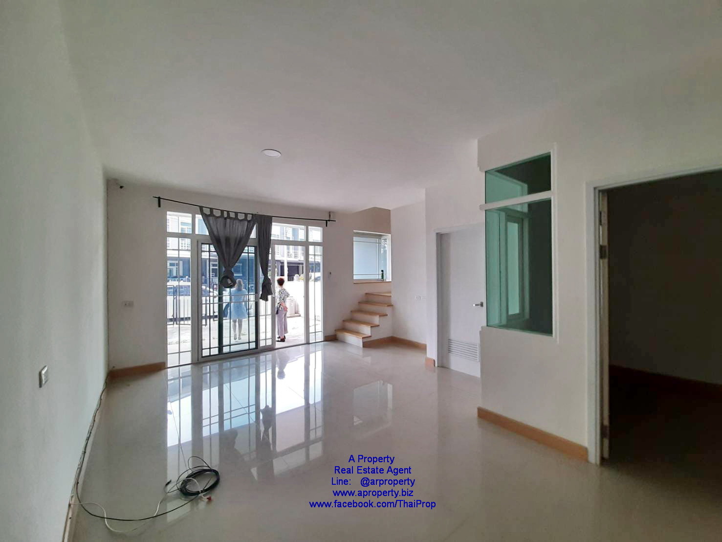 ให้เช่า ทาวน์โฮม Q District ซอยจันทร์ทองเอี่ยม