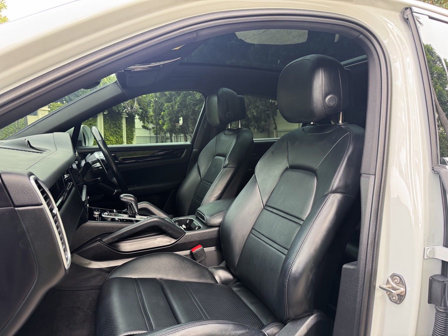 Porsche Cayenne e-hybrid Coupe ปี 2022