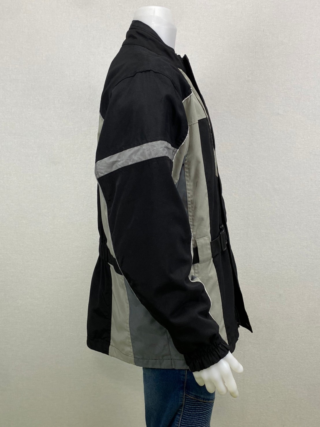 เสื้อขี่มอเตอร์ไซด์( มือสอง) RCTA 217 อก 48" ยาว 29" ยี่ห้อ**LEVIOR**