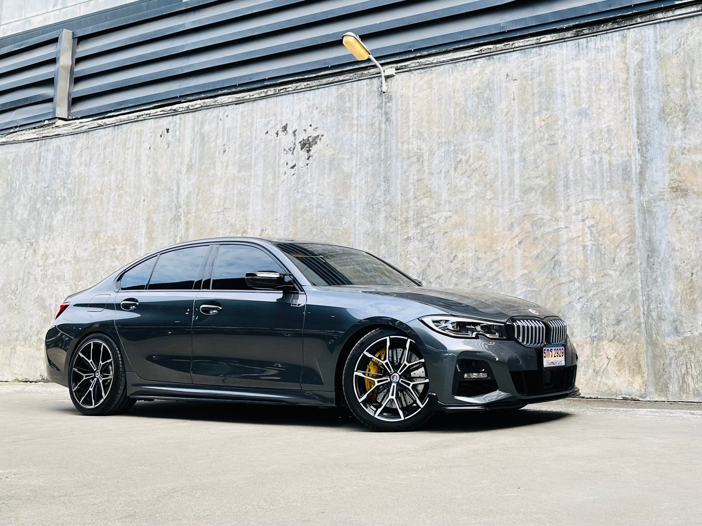 BMW 330e M Sport Plug-in Hybrid โฉม G20 ปี 2022