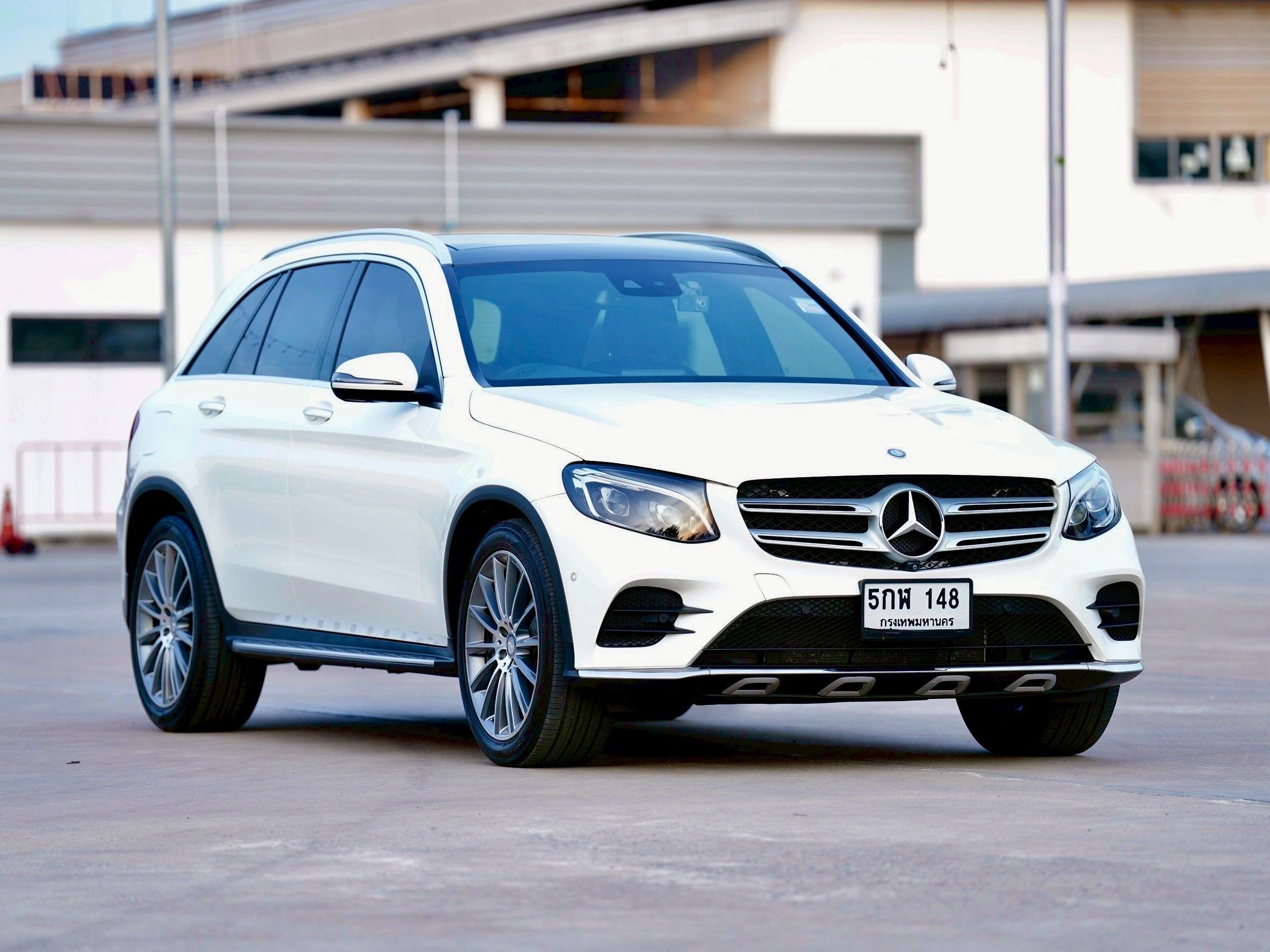 Benz Glc250d AMG ปี2017