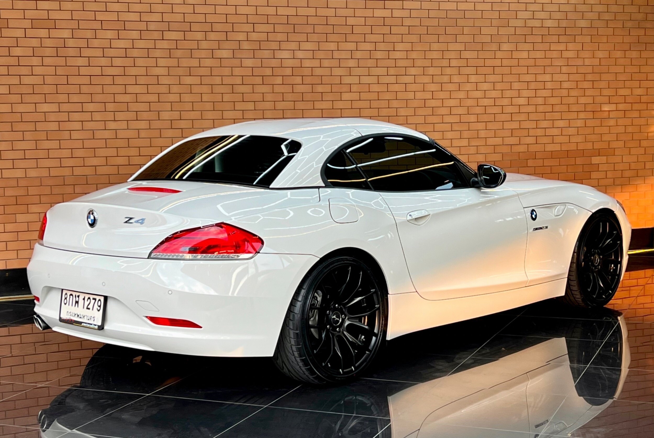BMW Z4 Roadster sDrive 2.3i ปี 2011