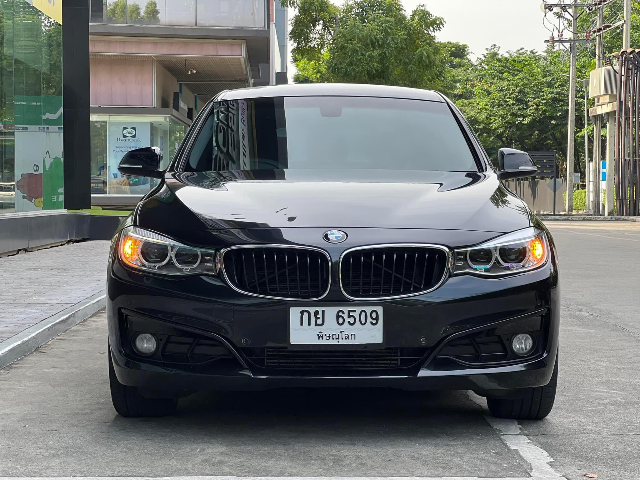 BMW 320d GT Sport เบาะแดง ปี 2015
