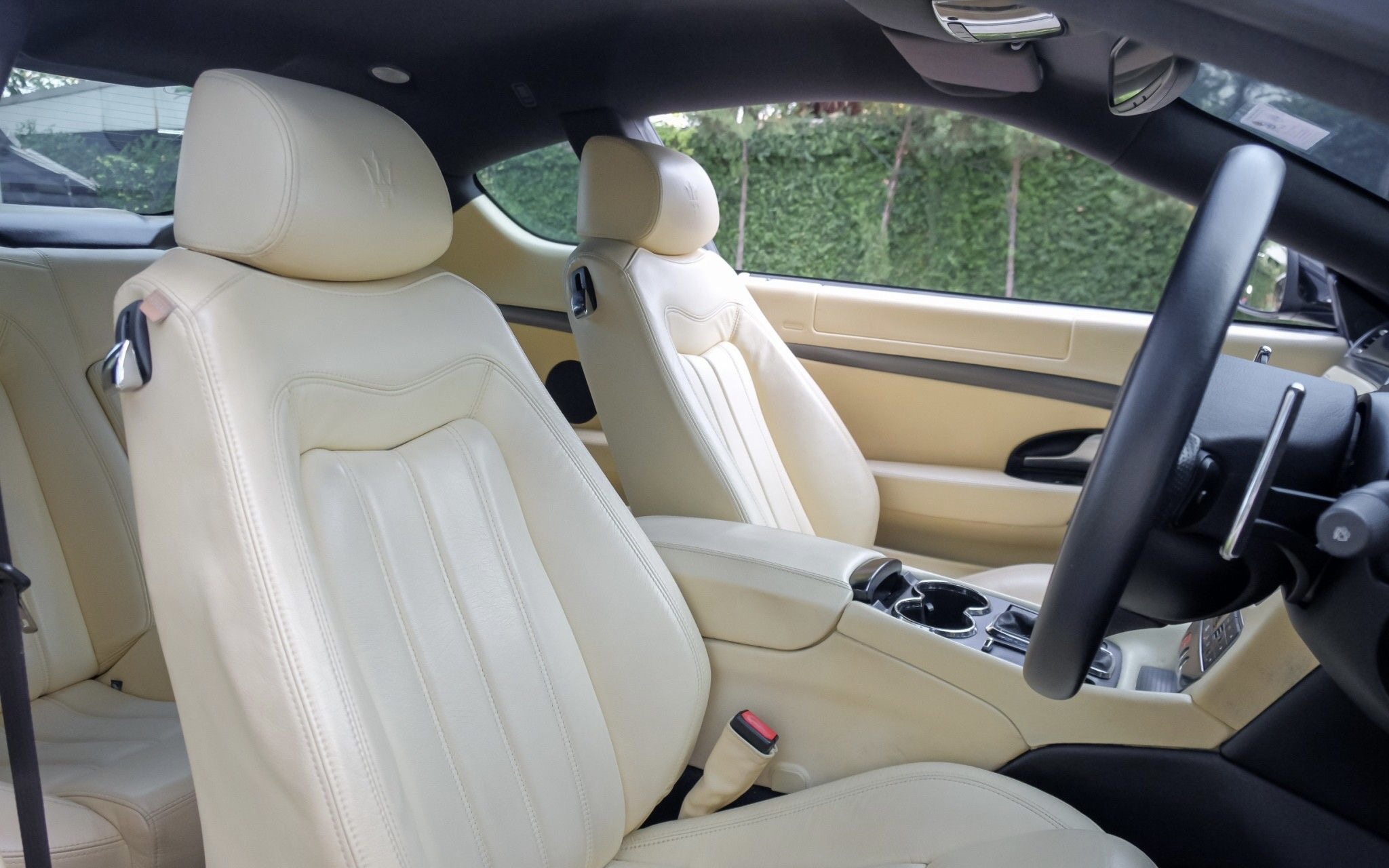 Maserati Granturismo ปี 2011