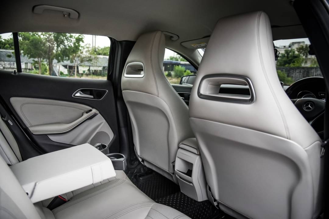 Mercedes-Benz GLA 200 1.6 Urban AT ปี 2016