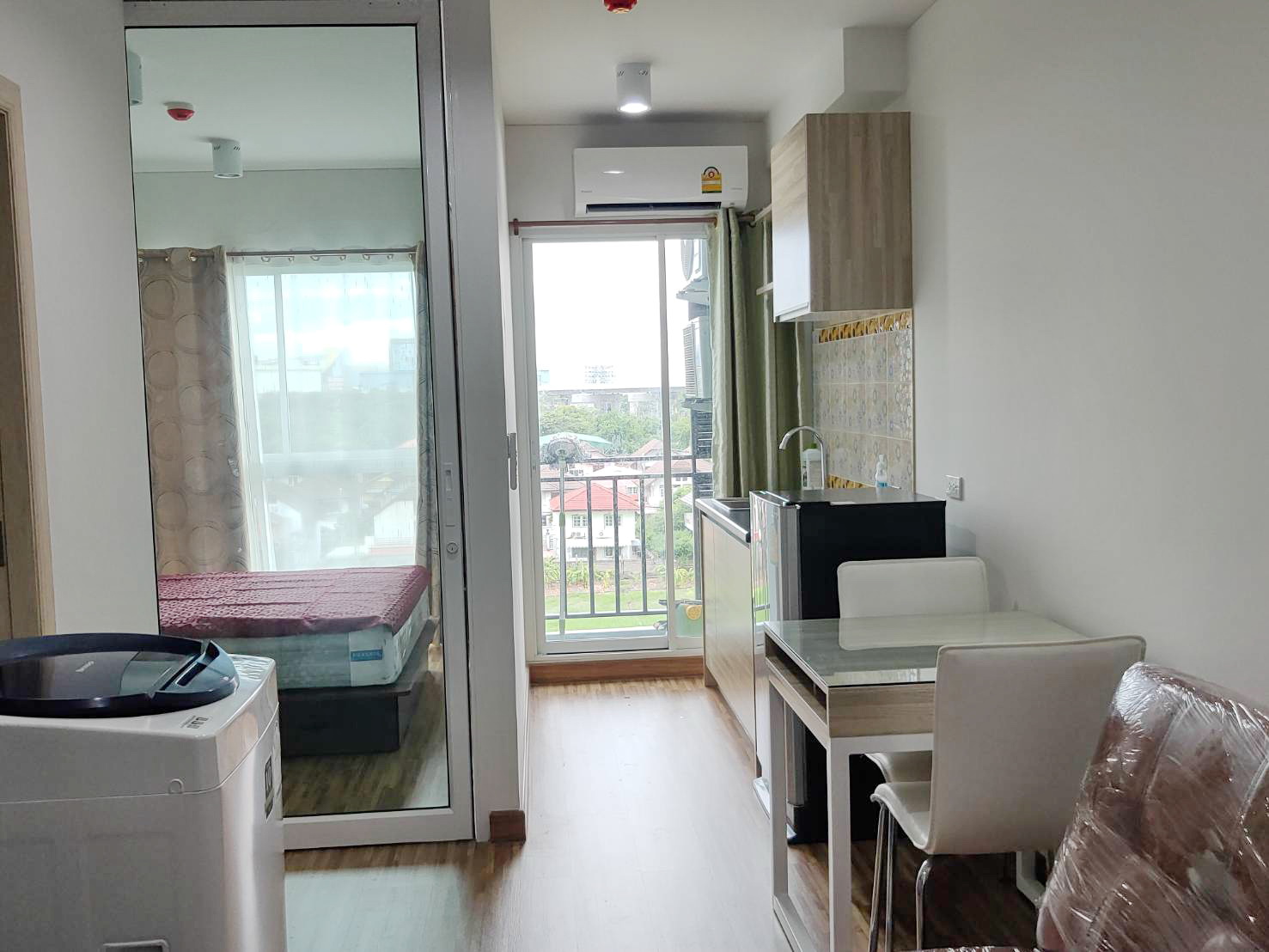 ให้เช่า Iris condo เวสเกต