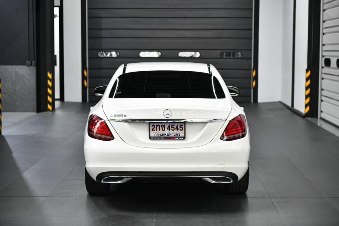 Mercedes Benz C220d avantgarde ปี2022